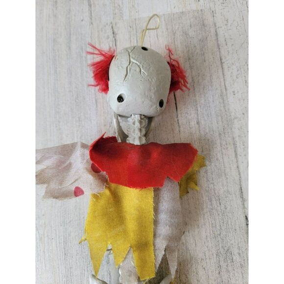 Paper magic 2010 hanging Halloween skeleton clown AS IS prop Decor home scary - Picture 9 of 10